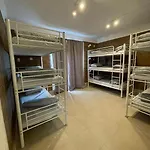 Samps Hostel *